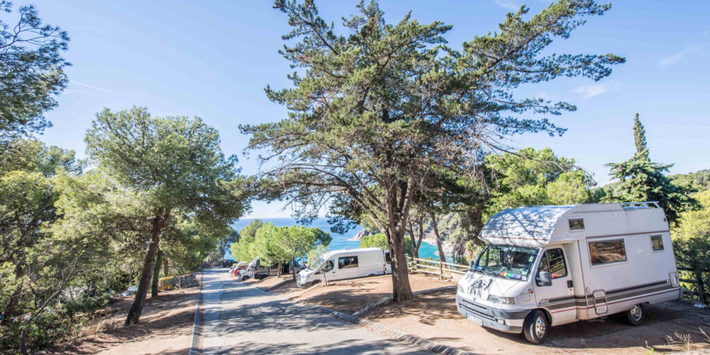Camping car espagne : Aire de stationnement
