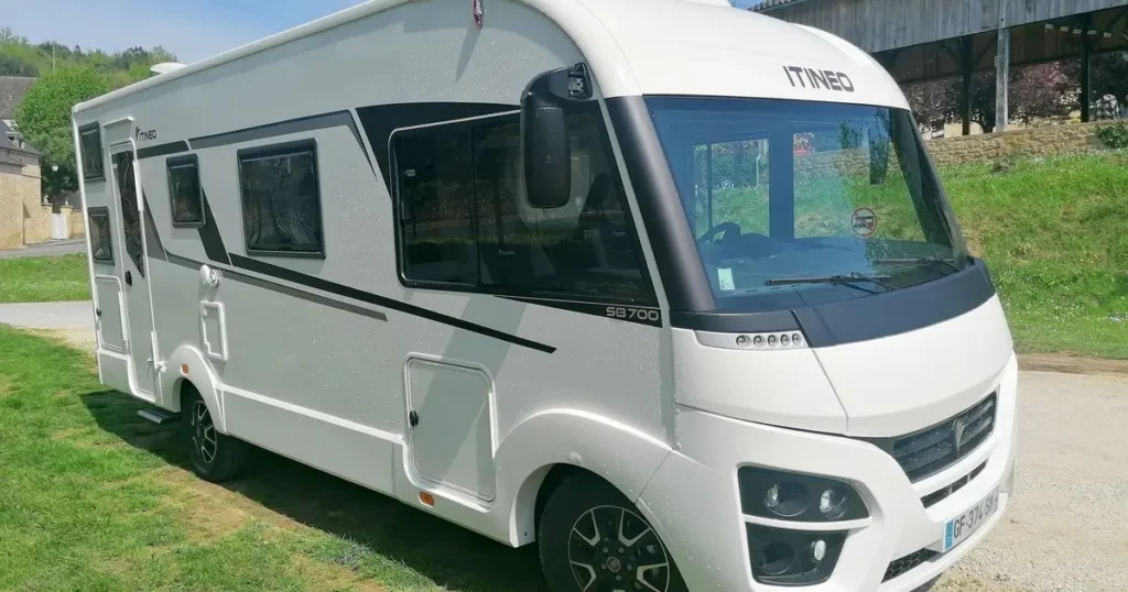 Yescapa autre location camping car : comparatif yescapa vs wikicampers