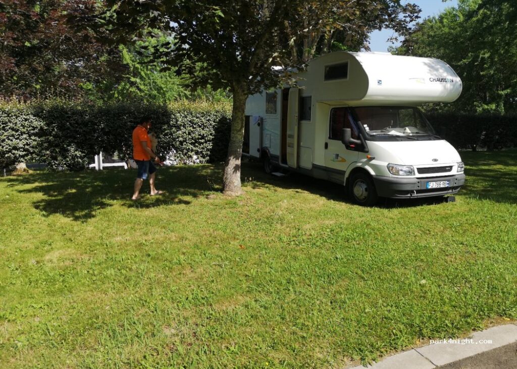 Aire camping car pays basque 4